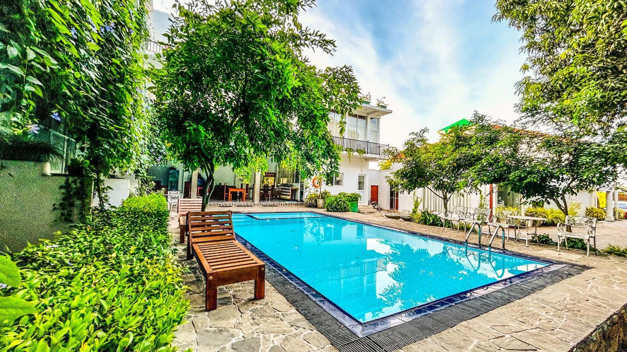 Salubrious Resort Anuradhapura Bagian luar foto
