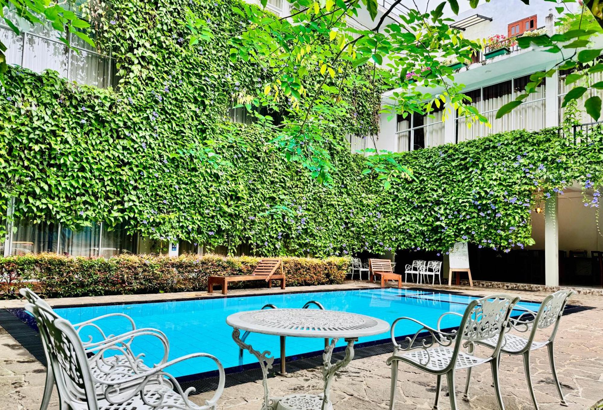 Salubrious Resort Anuradhapura Bagian luar foto